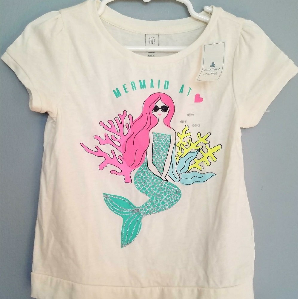 GAP ivory top NWT